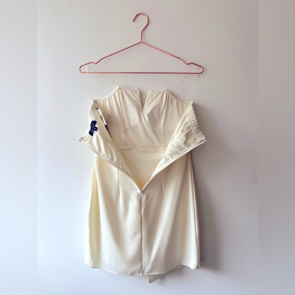 Off White Sweetheart Faux Wrap Dress by Trixxi NEW - Picture 6 of 7